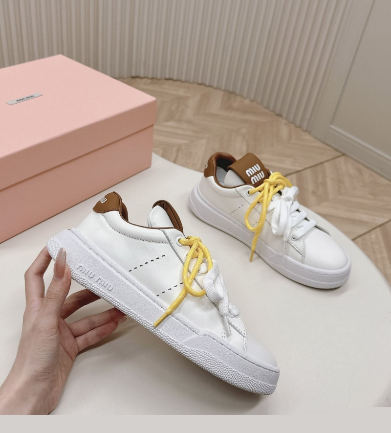 Miu Miu Casual Shoes